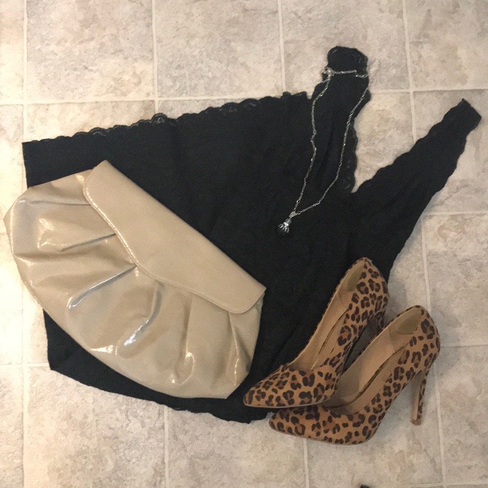 Nude patent clutch